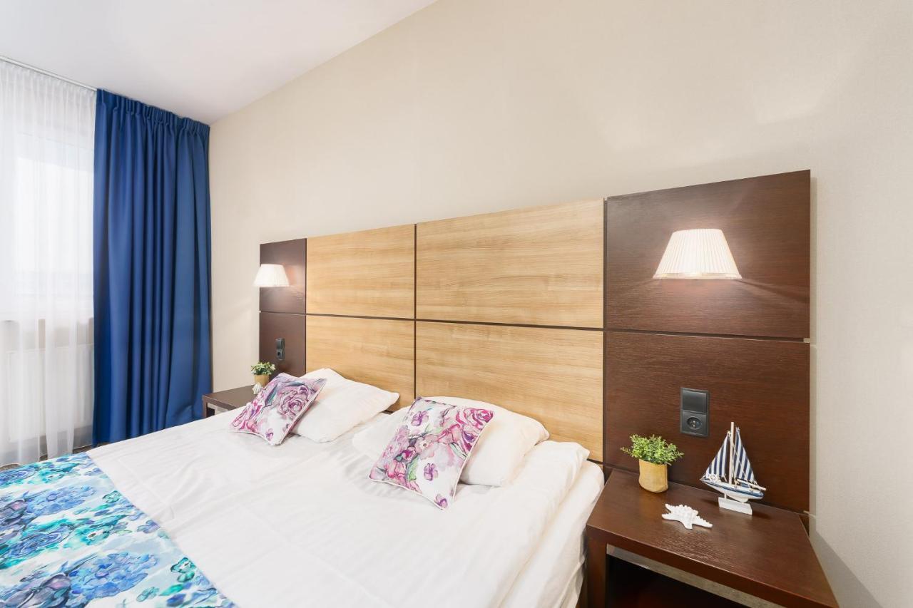 Apartamenty Prywatne W Hotelu Przy Plazy Diva 科沃布热格 外观 照片