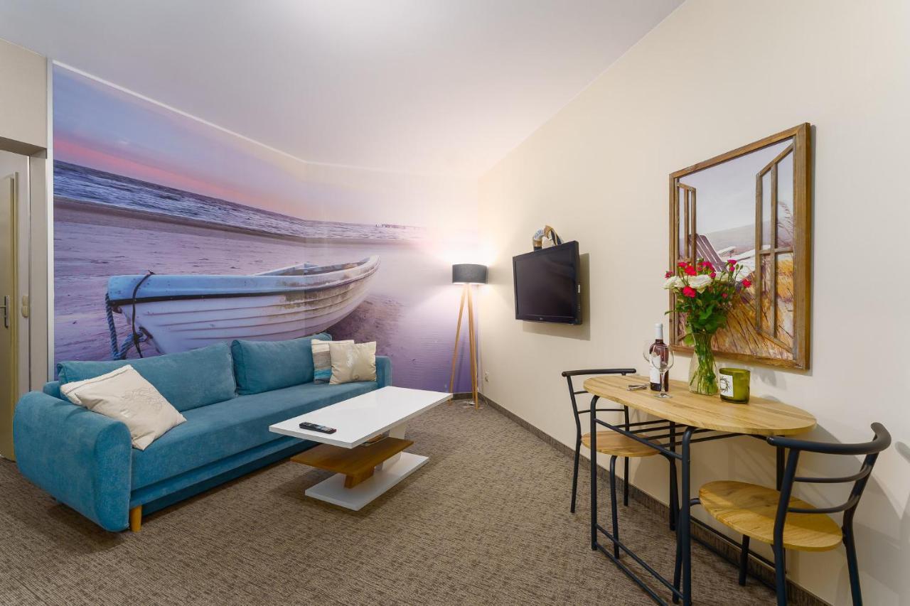 Apartamenty Prywatne W Hotelu Przy Plazy Diva 科沃布热格 外观 照片