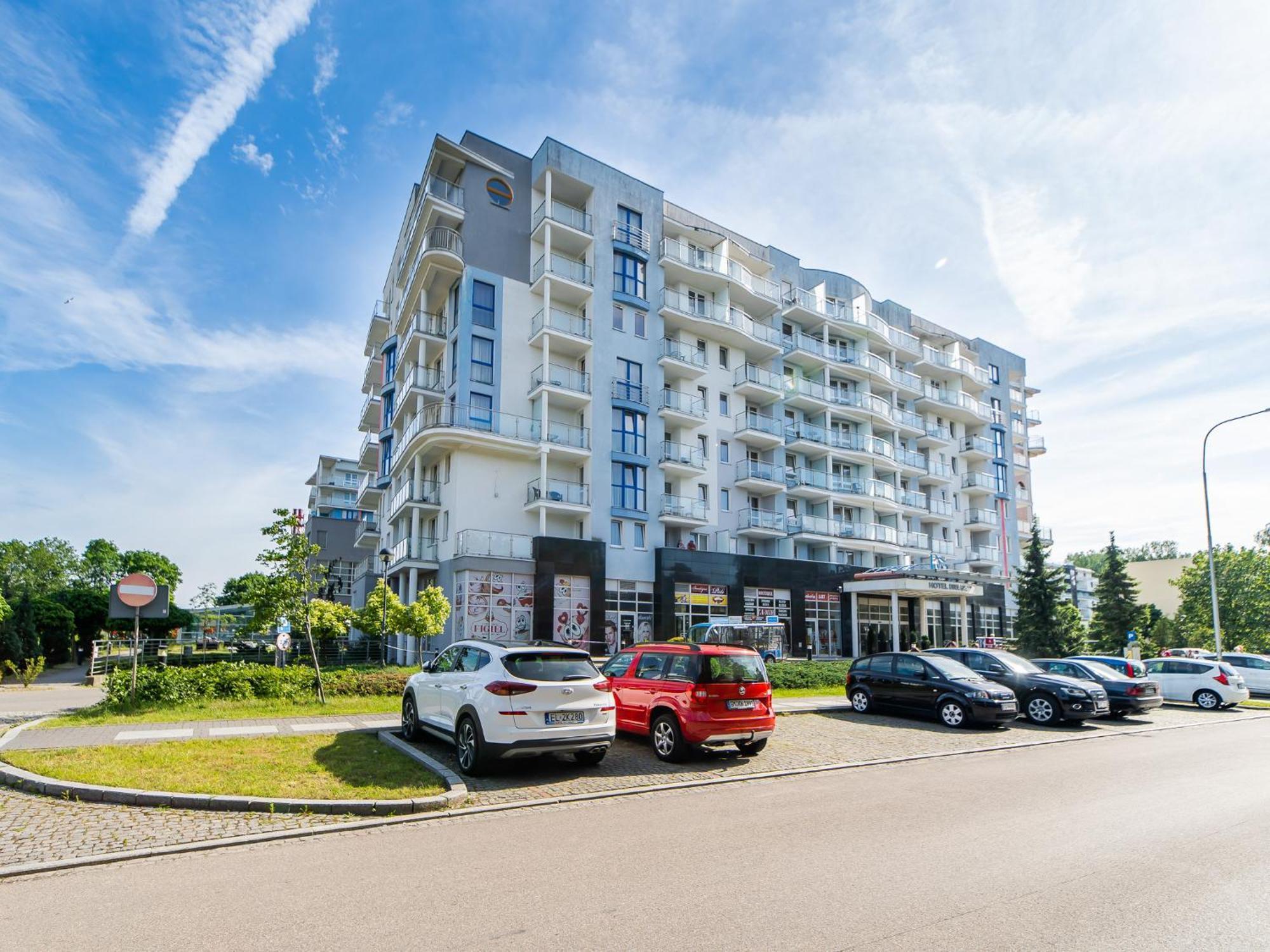 Apartamenty Prywatne W Hotelu Przy Plazy Diva 科沃布热格 外观 照片